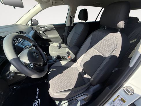 Used 2020 Volkswagen Tiguan S AWD/4WD image 10