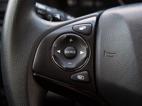 Used 2022 Honda HR-V EX image 20