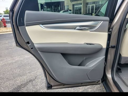 Certified 2023 Cadillac XT5 Premium Luxury AWD/4WD image 27