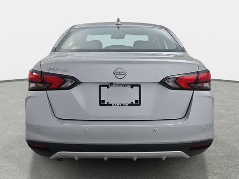 New 2025 Nissan Versa SV w/ Trunk Package image 6