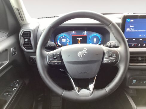 Used 2025 Ford Bronco Sport Outer Banks w/ Outer Banks Tech Package+ image 12