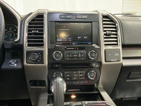 Used 2015 Ford F150 Lariat image 8