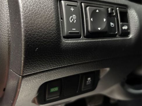 Used 2019 Nissan Sentra SV image 34