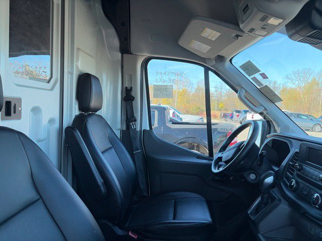 Used 2024 Ford Transit 250 148 High Roof Extended AWD w/ Load Area Protection Package image 4
