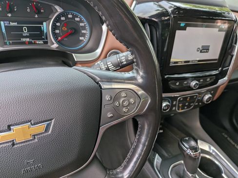 Used 2018 Chevrolet Traverse High Country AWD/4WD image 25