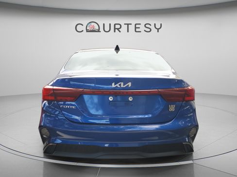 Certified 2023 Kia Forte LXS w/ LXS Technology Package FWD image 14