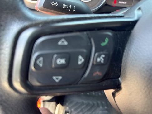 Used 2020 Jeep Wrangler Sport AWD/4WD image 24