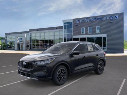 New 2025 Ford Escape SE w/ Class II Trailer Tow Package