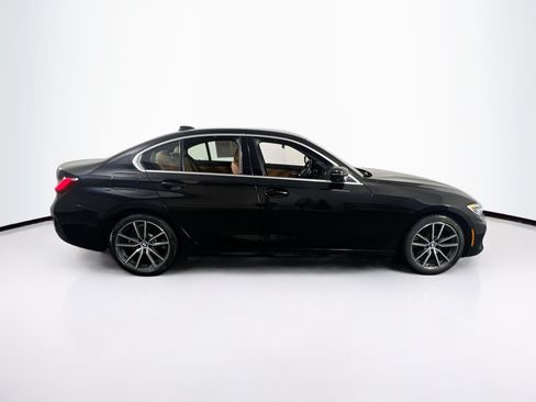 Used 2020 BMW 330i xDrive Sedan w/ Premium Package AWD/4WD image 4
