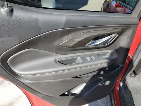 Certified 2022 GMC Terrain SLT image 16