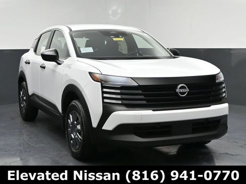 New 2026 Nissan Kicks S image 1