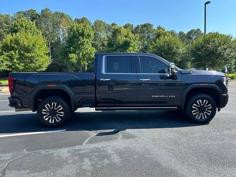 Used 2024 GMC Sierra 2500 Denali Ultimate AWD/4WD image 28