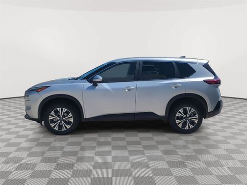 Used 2023 Nissan Rogue SV AWD/4WD image 2