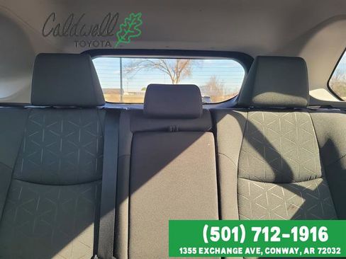 Used 2021 Toyota RAV4 XLE w/ Convenience Package image 23