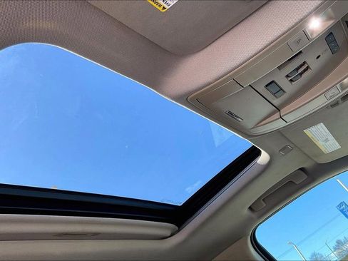 Used 2017 GMC Sierra 1500 SLT image 23