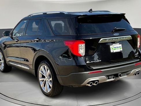 Used 2022 Ford Explorer Platinum w/ Equipment Group 601A image 4
