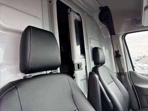 New 2026 Ford Transit 250 148 Medium Roof image 21