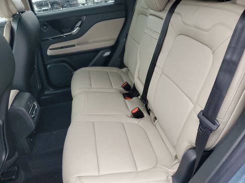 New 2026 Lincoln Corsair Reserve image 29