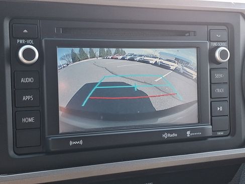 Used 2019 Toyota Tacoma SR5 image 17