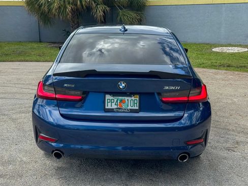 Used 2022 BMW 330i xDrive Sedan w/ Premium Package AWD/4WD image 4