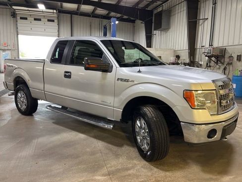 Used 2013 Ford F150 XLT w/ XLT Chrome Pkg image 8