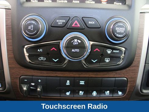 Used 2017 RAM 1500 Laramie w/ Convenience Group AWD/4WD image 9