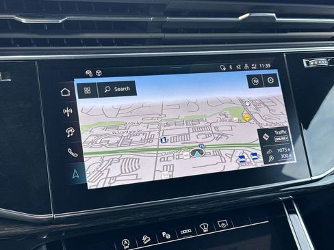 Certified 2025 Audi Q8 Prestige w/ Prestige Package image 18