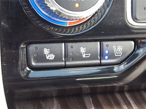 Certified 2022 GMC Yukon XL Denali image 27