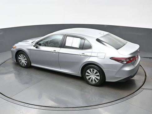 Used 2023 Toyota Camry LE FWD image 37