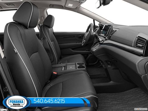 New 2026 Honda Odyssey Touring image 10