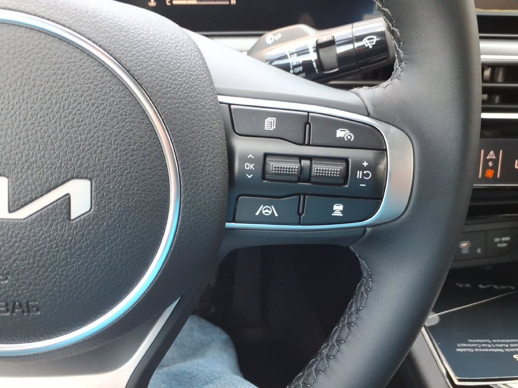 New 2026 Kia K5 GT-Line image 25