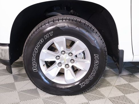 Used 2021 Chevrolet Silverado 1500 LT image 17