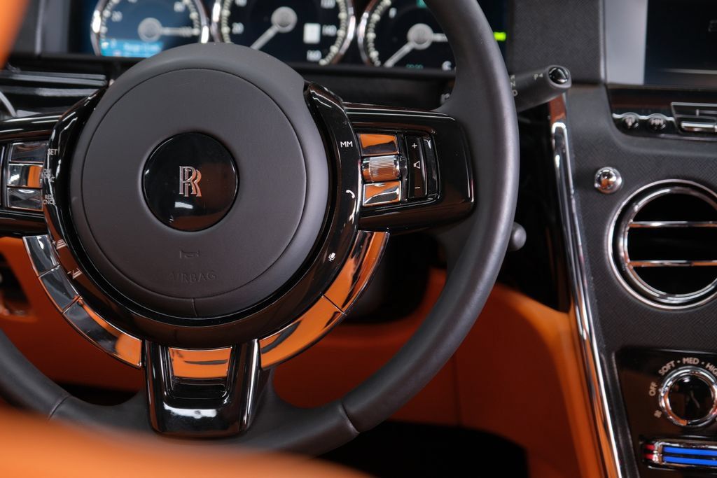 Used 2021 Rolls-Royce Cullinan AWD/4WD image 41