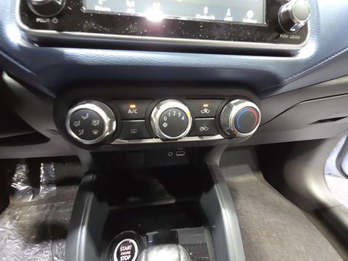 New 2025 Nissan Versa SV w/ Trunk Package image 12