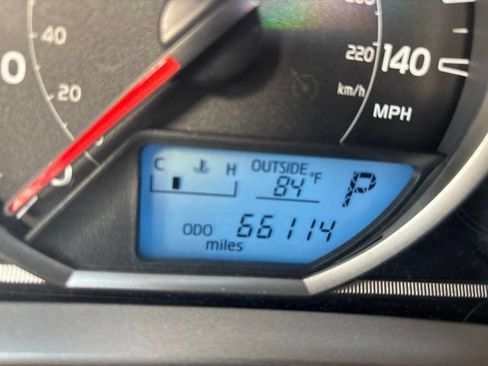 Used 2014 Toyota RAV4 XLE AWD/4WD image 16