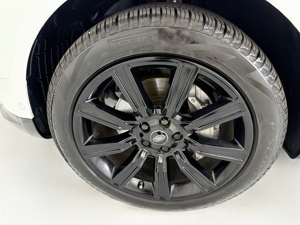 Used 2020 Land Rover Range Rover Sport HSE AWD/4WD image 29
