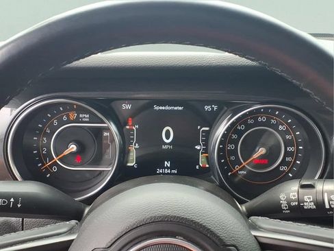 Used 2022 Jeep Wrangler Unlimited Sport AWD/4WD image 13