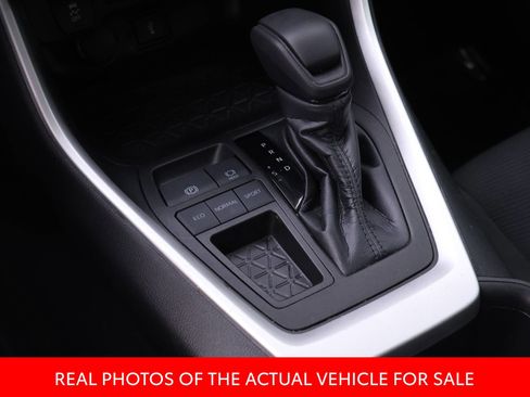 Certified 2022 Toyota RAV4 LE FWD image 12