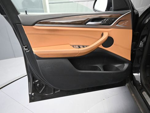 Used 2021 BMW X3 xDrive30i w/ Executive Package image 16