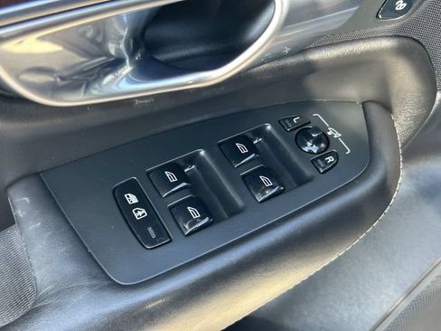 Used 2017 Volvo XC90 T6 Momentum w/ Vision Package AWD/4WD image 24