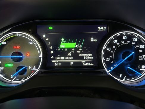 Used 2022 Toyota Venza Limited w/ Advanced Technology Package image 24