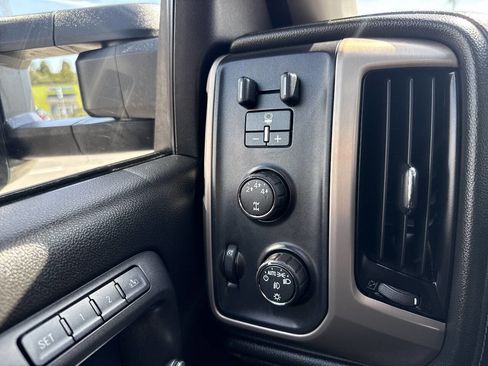 Used 2015 GMC Sierra 3500 Denali image 43