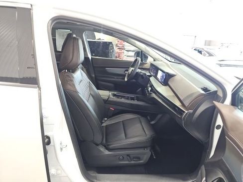Certified 2025 Nissan Murano Platinum w/ Cargo Package AWD/4WD image 25