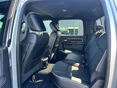 Used 2026 RAM 2500 Laramie AWD/4WD image 10