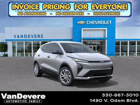 New 2027 Chevrolet Bolt LT w/ Comfort Package FWD image 1