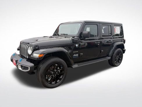 Used 2023 Jeep Wrangler Unlimited Sahara w/ Cold Weather Group AWD/4WD image 1
