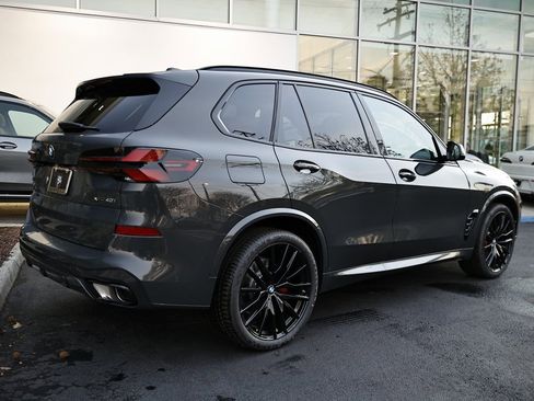 New 2026 BMW X5 xDrive40i w/ M Sport Package image 7