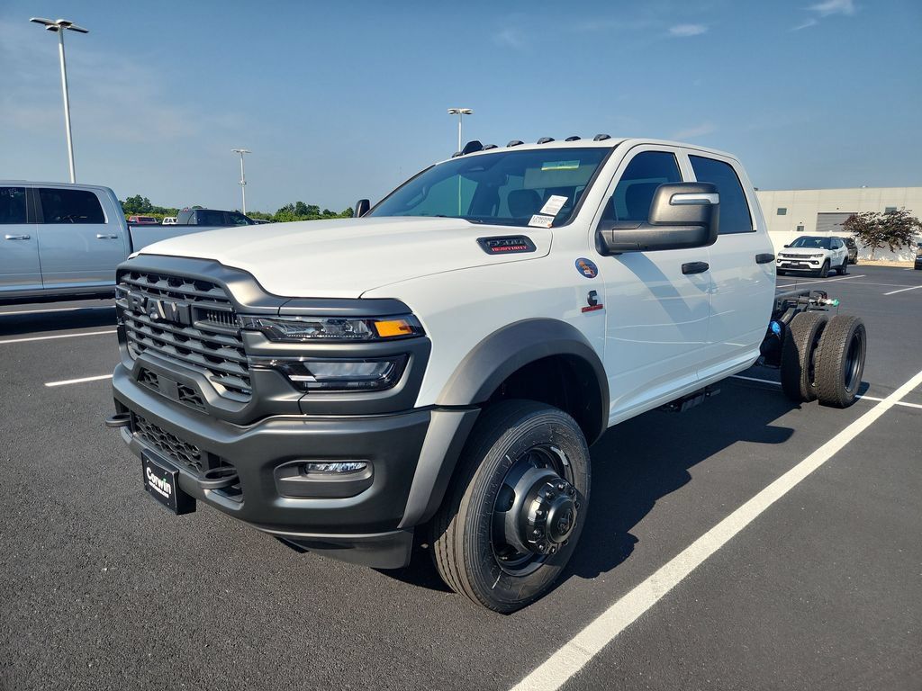 New 2026 RAM 5500 Tradesman AWD/4WD image 4