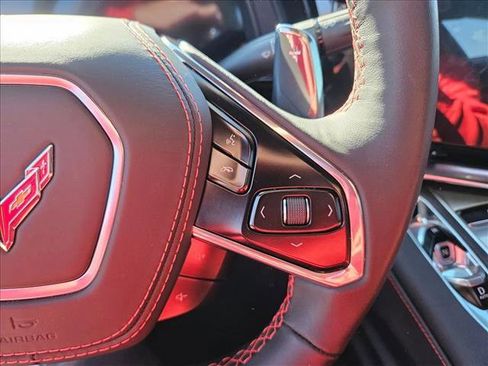 Used 2025 Chevrolet Corvette Stingray Coupe w/ 1LT image 19