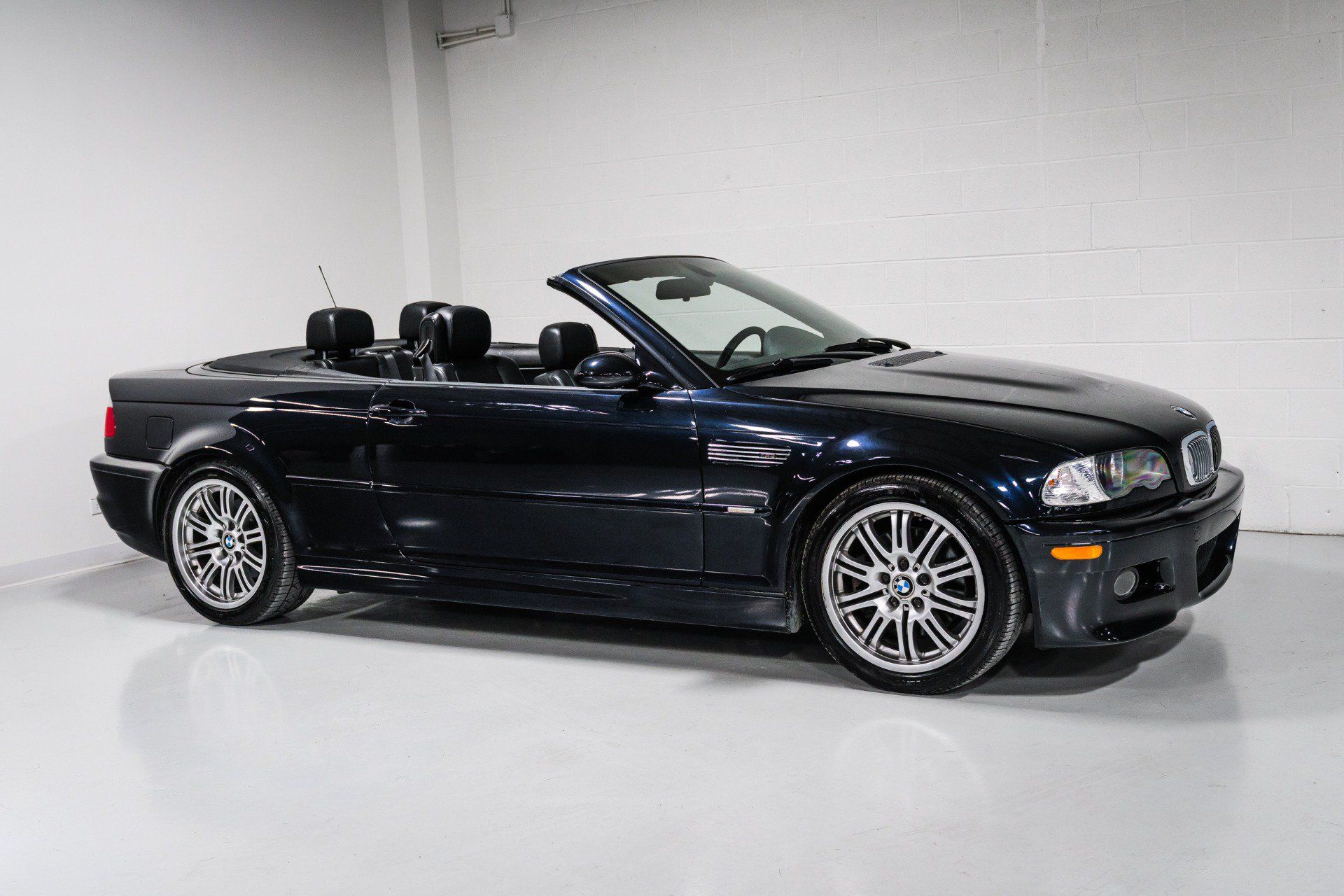 Used 2003 BMW M3 Convertible RWD image 1